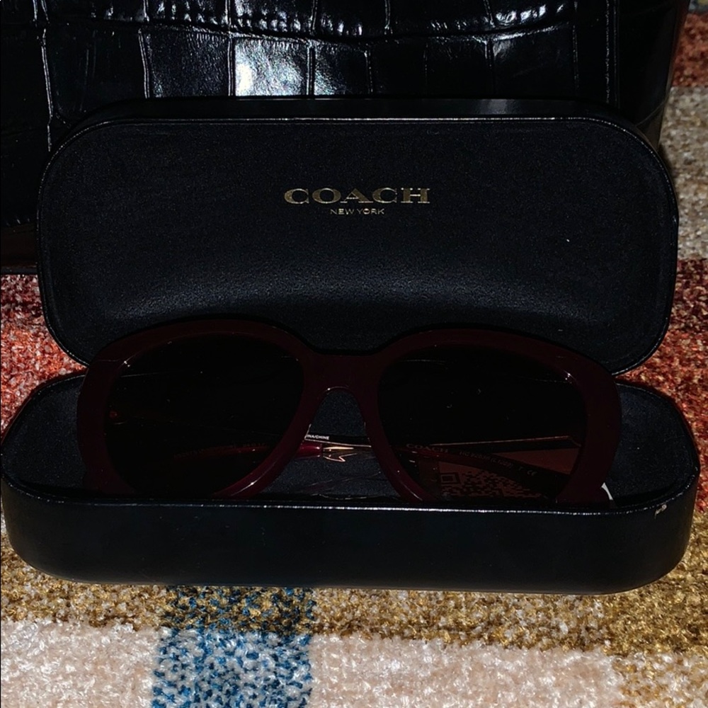 Coach sunglasses - Picture 1 of 8